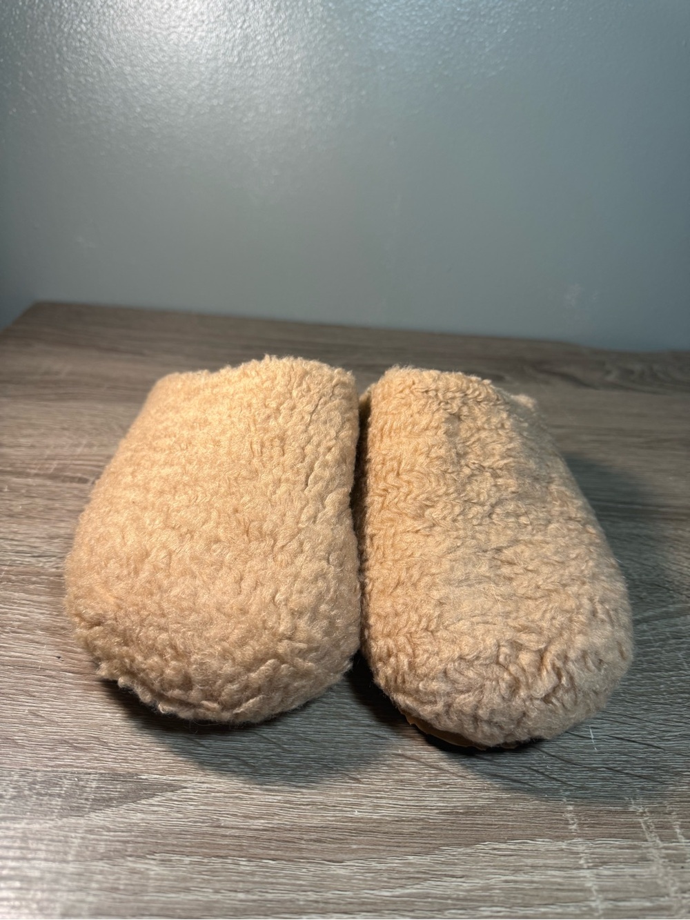 Plush Sherpa Slip-On Slippers for Women - Cream